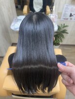 ブレイブシザー(BRAVE SCISSOR)&nbsp;広がるうねりを整える美髪矯正