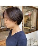 フェイスフレーミングショートボブ