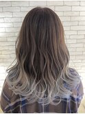white×グラデーション