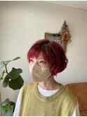 ショートボブ　コントラストカラー　レッド