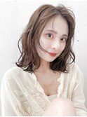 ゆるふわニュアンスパーマフェイスレイヤーアッシュベージュ