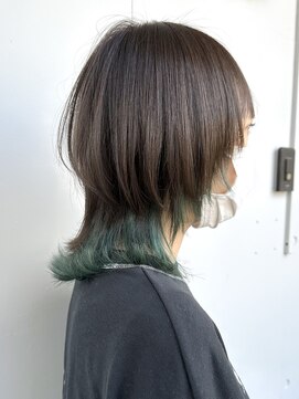 フルブルーム 東林間(fullbloom) ウルフカットケアブリーチインナーカラーオリーブカラー