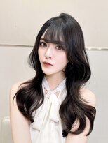 【瀬谷凌人】上品な暗髪ロングヘア