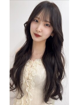 ロンドルピナス 小倉(Lond Lupinus) ブルーブラック/ワイドバング/美髪のススメ/外ハネボブ/北九州/