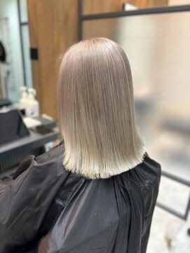 ヌル いわき(neul) neul/いわき/ダブルカラー/バレイヤージュ/ハイトーン/エクステ