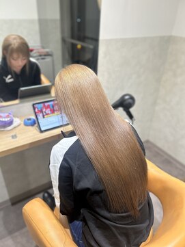 milktea beige [ダブルカラー／ブリーチ／髪質改善]