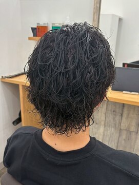 一鳳庵　【イオアン】 サーフカール 波巻きツイストスパイラル　メンズカット