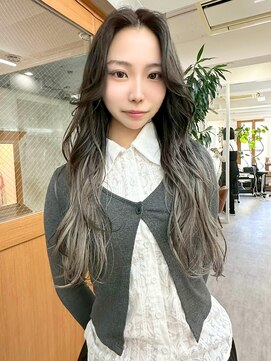 リアン(Lien) 裾カラー/グレージュカラー/レイヤーロング