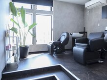 エーデル(EDEL)の雰囲気（お客様への負担を抑えるフルフラットシャンプー台【ヘッドスパ】）
