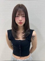 hyon myon/RISEbyREVO 綾瀬店【ヒョンミョン】&nbsp;ハッシュカット/デザインカラー/グレージュ[綾瀬駅/韓国ヘア]