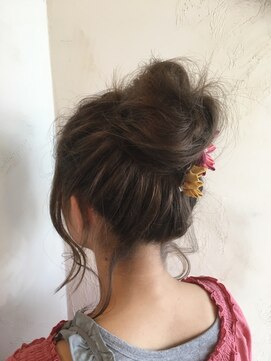 シェア(SHARE hair make works) 【SHARE】★お団子のヘアアレンジ★