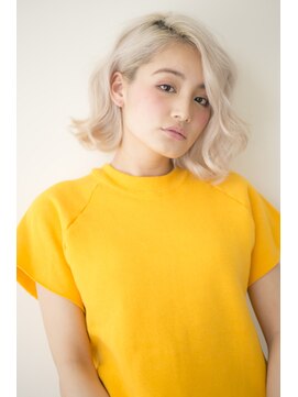 ワン 茅ヶ崎(ONE002) ブロンドボブ