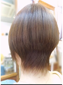 レディクレア(Ready Clere) 50代女性 月一白髪染め マッシュショートボブ