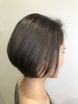 ケリーズグリーン(Kelly's Green)&nbsp;ボブ　前下がり　グラボブ