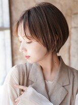 カライング(ing)&nbsp;大人可愛い20代30代40代黒髪前下がりショートボブ丸みショート◎