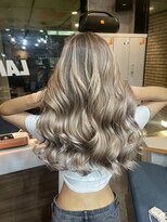 ラフ(LAFF)&nbsp;#黒髪#ボブルフ#ネビージュ#小顔#ワンレン