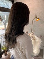 ジル アンク(Jill ankh)&nbsp;《Jillankh 姫路駅前》オリーブカラー　ブリーチ履歴　赤み消し