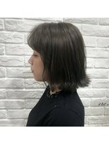 メルク(merc.)&nbsp;ツヤツヤ外はねグレーベージュカラー