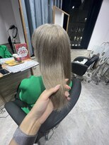 リーオオサカ(Lee Osaka) ホワイトベージュ×東芽生