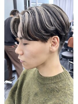 リアオオサカ テラス 梅田(Ria OSAKA terrace) ～メンズ　メッシュ　ハイライトカラー～ 【Ria 大阪 梅田】