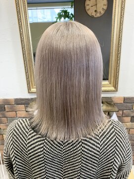 オフ ザ リップパーク(off the Lip park) ホワイトベージュ