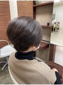 ショートボブ