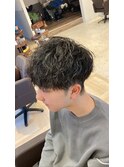 シルエット抜群!波巻きツイストスパイラルパーマ