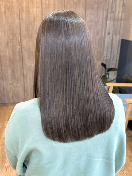 スカイ(SKY) 透明感カラー/髪質改善/縮毛矯正/韓国風レイヤーカット