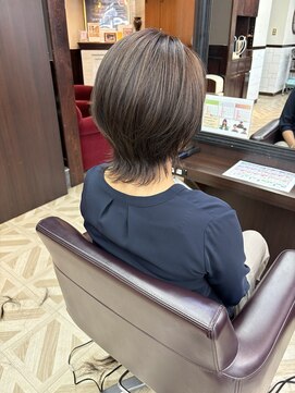 ハレケルーピディア(HAREKE loopidia) 後ろ美人くびれショートスタイル