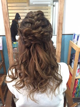 ロカット サロン(Roquat Salon) 編み込みハーフアップアレンジ【ヘアセット/立川/立川南/袴】