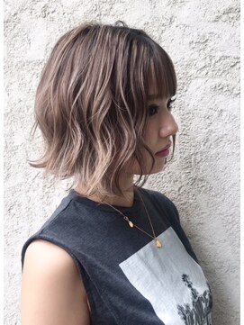ヘア イズム 表参道(HAIR ISM) ヌーディーベージュショートボブ