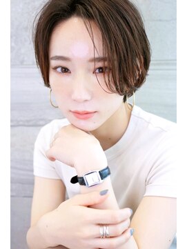 ジ オスカー(THE OSCAR) ハンサムショート×センターパート