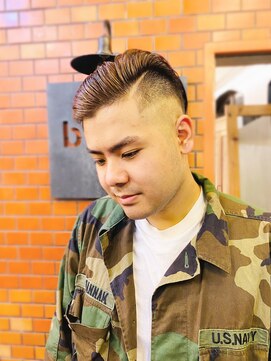 ボスコ 下北沢店(bosco) サイドパートリーゼント