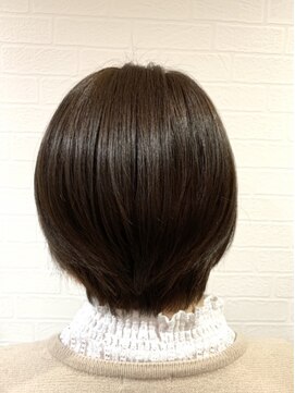 えほん美容室 チラ見えが可愛い★オレンジレッドイヤリングカラー