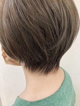 テルミークリニカルデザイン 北千里 ナチュラルショートカット