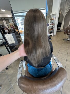 ソワンドゥブレス 瓜破店(soin de brace) オリーブグレージュ