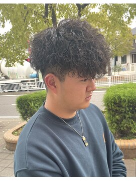 フォーコーナーズカットショップフェイビーズ 名古屋西(FourCornersCutShop favey's) ツイストスパイラルパーマ