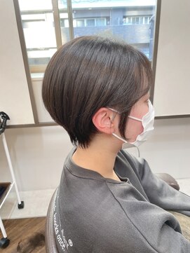 アプシー 三田駅前店(Apsee) アッシュブラウン/耳掛けショート