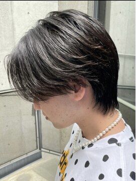 イーラ(era) センターパートウルフ毛流れナチュラル