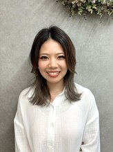 スタイリスト紹介４・ママ美容師が提案するお手入れ簡単ヘア「ブリーチなしの透明感カラー！」佑紀[稲毛]