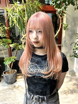 ヲタク(wotaku.) レイヤーカット顔まわりカットピンクカラーハイトーンカラー髪色