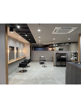 【岩国駅徒歩5分】実力派stylistがトレンド×艶髪でアナタだけのBeststyleをご提案◎自分史上最高のstyleへ