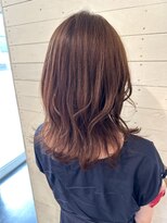 ルノン シェリー(LUNON cheliy)&nbsp;赤味を抑えたアッシュベージュ/レイヤーカット/くびれヘア