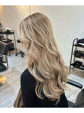 ブレンド 渋谷(BLend) ハイライトブルージュマチルダボブインナーグレージュ前髪