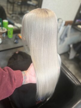 ステイゴールド(STAYGOLD) ホワイトカラー