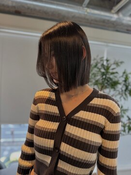 ヘアースタジオゼン アドバンス(hair studio Zen advance) 顎下切りっぱなしボブ