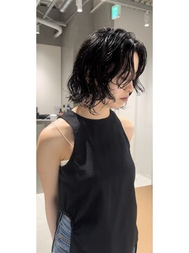 テクネ 天神大名(techne) 天神大名顔周りレイヤーカットミディアムボブタッセルボブパーマ