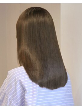 アリー 原宿 表参道(ALLY) ALLY ナチュラルベージュ