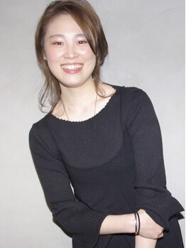 大人女性からの圧倒的な人気を誇るサロン。上質な空間で、自分だけのサロンタイムをお過ごしください♪