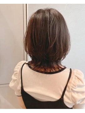モク(moku.) くびれミディアムヘア